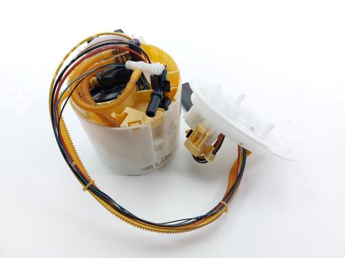 Fuel pump BMW 5 (G30, F90) 520 i | BP37760322M76 - Image 2