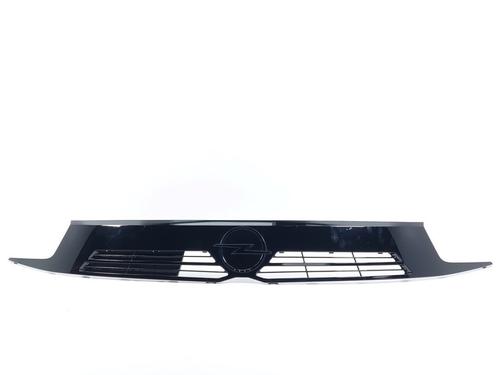 Used Grille OPEL CORSA F (P2JO) Corsa-e (156 hp) 29868926