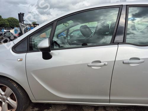 left-front-door-opel-meriva-b-mpv-s10-2010-2011-2012-2013-2014-2015-2016-2017-38958822 main image