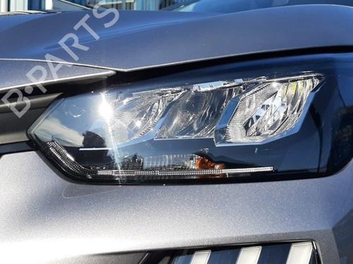 Phare gauche Phare gauche PEUGEOT 208 II (UB_, UP_, UW_, UJ_) 1.2 PureTech 75 (75 hp) 39888592 39888592