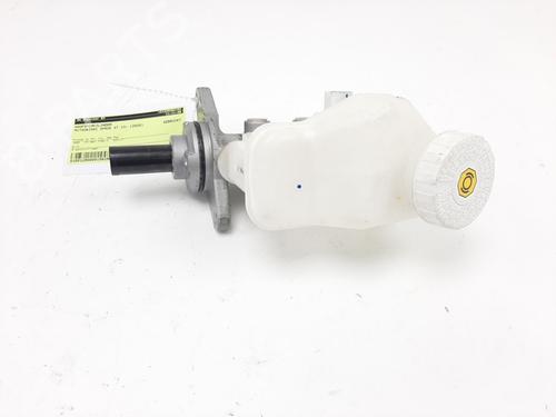 Used Brake master cylinder MITSUBISHI MIRAGE / SPACE STAR VI Hatchback (A0_A) 1.2 (A03A) (80 hp) 19756798