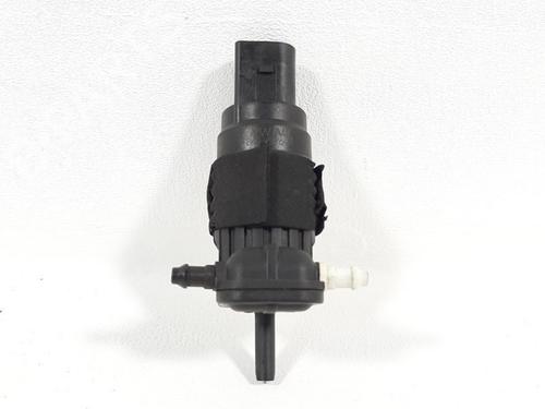Used Washer pump AUDI A4 B9 Avant (8W5, 8WD) 2.0 TDI (150 hp) 19750166