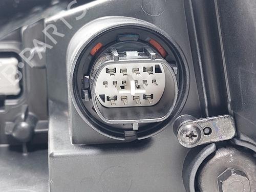 Right headlight HYUNDAI i30 Estate (PDE) 1.0 T-GDI hybrid 48V | BP29954631C29