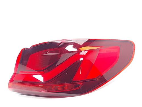 Used Right taillight BMW 1 (F40) 118 i (140 hp) 27662056