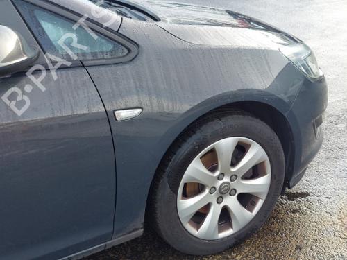 Used Right front fenders Right front fenders OPEL ASTRA J Sports Tourer (P10) 1.7 CDTI (35) (110 hp) 40503494 40503494