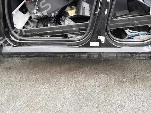 Dørliste Dørliste TESLA MODEL Y (5YJY) EV (299 hp) 34574532 34574532