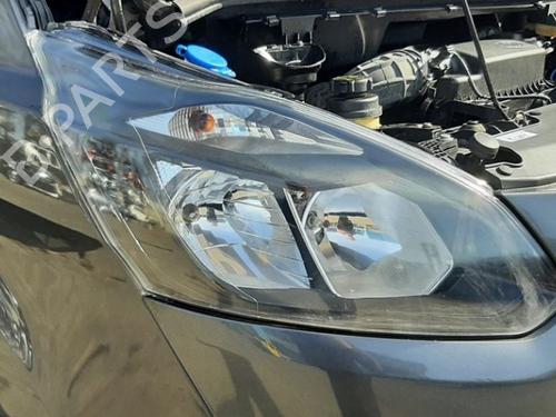 Used Right headlight Right headlight FORD TRANSIT CUSTOM V362 Van (FY, FZ) 2.0 EcoBlue (105 hp) 33889082 33889082