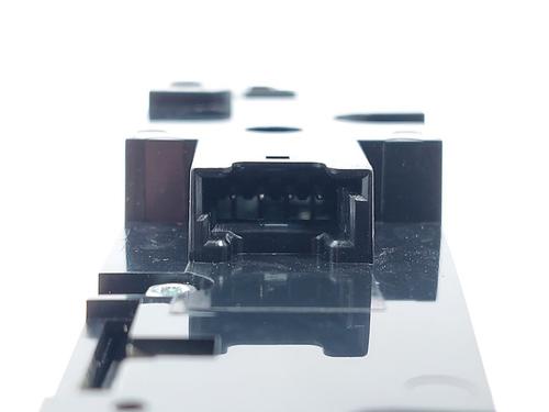 Switch BMW 7 (G11, G12) M 760 i, Li xDrive | BP32710948I30 - Image 3