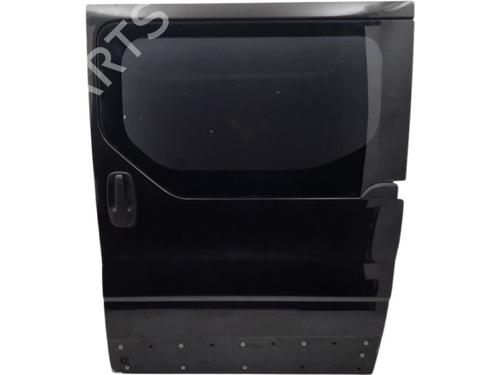 Used Left slide door OPEL VIVARO A Van (X83) 2.5 CDTI (F7) (146 hp) 19761261