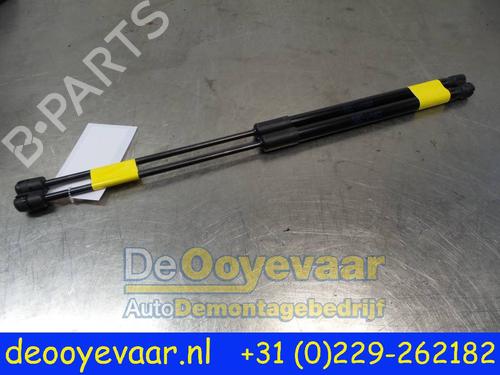 Used Tailgate lift support SEAT IBIZA V (KJ1, KJG) 1.0 TSI (95 hp) 23897321