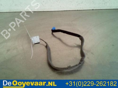 Used Antenna/Base DACIA SANDERO II TCe 90 (B8M1, B8MA, B8AC) (90 hp) 23897544