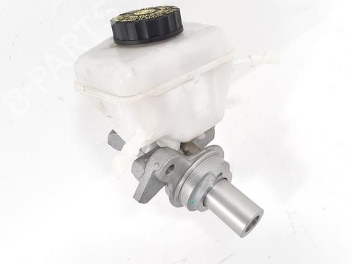 Used Brake master cylinder BMW 4 Coupe (F32, F82) M4 Competition (450 hp) 19750592