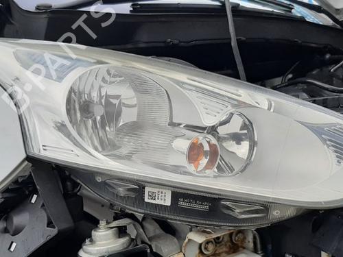 Used Right headlight Right headlight FORD B-MAX (JK) 1.4 (90 hp) 27437175 27437175