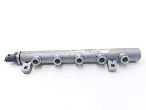Injection rail OPEL VIVARO B Van (X82) 1.6 CDTI (05) | BP36814906M98 - Image 2