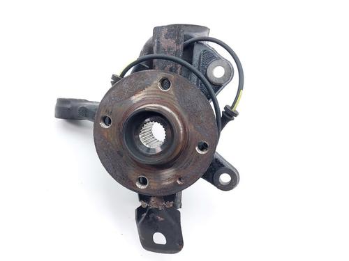 Fusee rechts voor PEUGEOT 108 1.0 VTi 72 (72 hp) 30911529