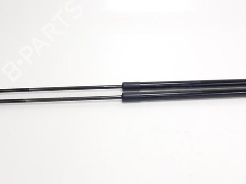 Used Tailgate lift support VOLVO V40 Hatchback (525) D4 (190 hp) 19757942