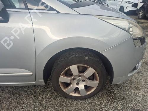 Used Right front fenders Right front fenders PEUGEOT 5008 (0U_, 0E_) 1.6 16V (156 hp) 40503483 40503483