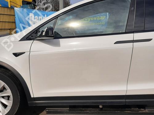 Used Left front door Left front door TESLA MODEL X (5YJX) P100D AWD (772 hp) 33627770 33627770