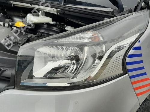 Used Left headlight Left headlight RENAULT TRAFIC III Van (FG_) 1.6 dCi 95 (FGMJ, FGMR) (95 hp) 33829704 33829704