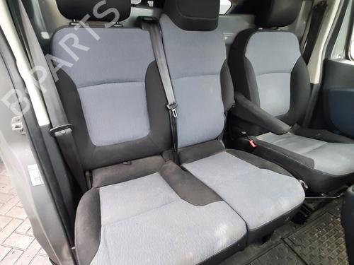 Stol høyre foran OPEL VIVARO B Van (X82) 1.6 CDTI (05) (95 hp) 31599985