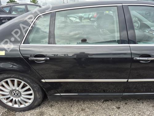 Used Right rear door Right rear door 37222743 37222743