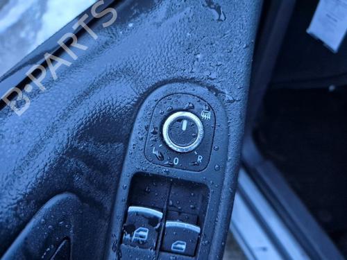 Left mirror VW GOLF PLUS V (5M1, 521) 1.4 TSI | BP32275015C26