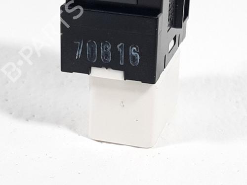 Switch MITSUBISHI OUTLANDER III (GG_W, GF_W, ZJ, ZL, ZK) Plug-in Hybrid (GG2W) | BP19752309I30 