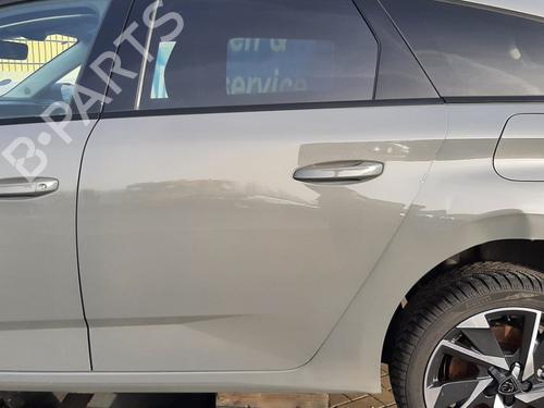 Dør venstre bak PEUGEOT 308 SW III (FC_, FJ_, FR_, F4_, FN_) Hybrid 180 (F4DGXT) (181 hp) 33129184