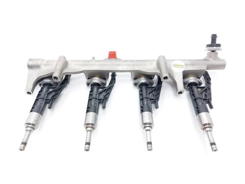 Used Injection rail BMW 4 Gran Coupe (F36) 420 i (184 hp) 31128005