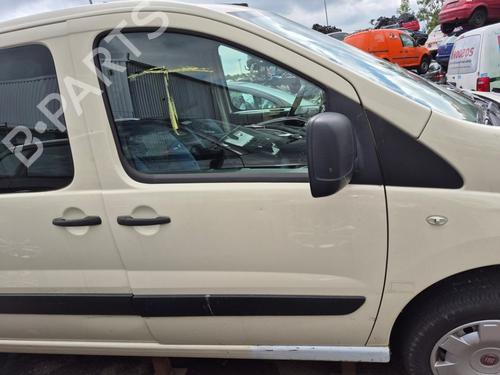 Tür rechts vorne für FIAT SCUDO Van (270_, 272_) 2.0 D Multijet (120 hp) 27628929