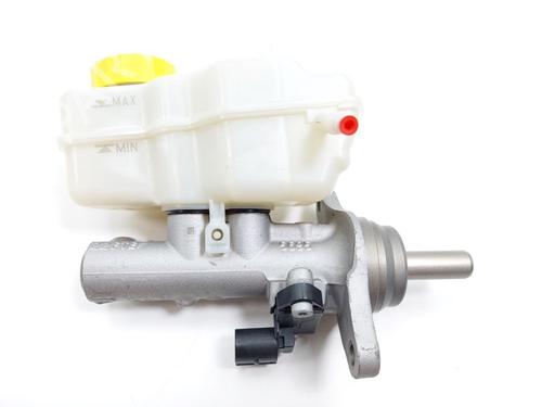 Used Brake master cylinder SKODA FABIA III (NJ3) 1.0 TSI (95 hp) 19764596