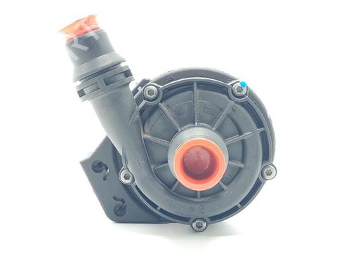 Used Auxiliary water pump BMW X7 (G07) xDrive M 50 d (400 hp) 21074587