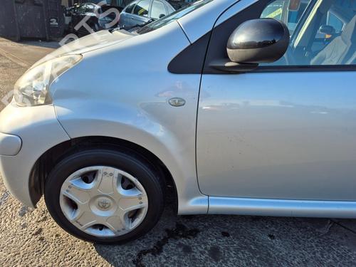Used Left front fenders TOYOTA AYGO (_B1_) 1.0 (KGB10_, KGB10R) (68 hp) 30363193