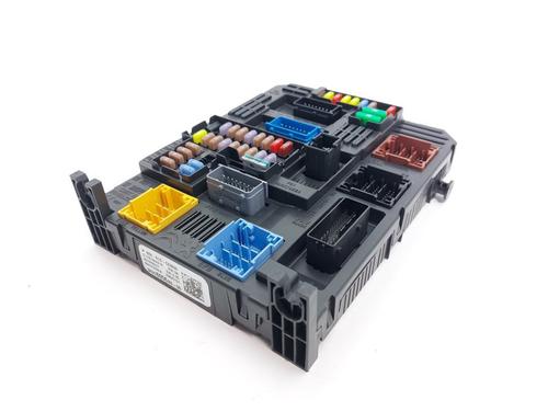 Used Fuse box PEUGEOT 5008 II (MC_, MJ_, MR_, M4_) 1.6 PureTech 180 (M45GFR) (181 hp) 32394989