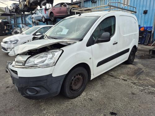 Used Left mirror Left mirror CITROËN BERLINGO Box Body/MPV (B9) 1.6 HDi / BlueHDi 75 (75 hp) 36075210 36075210