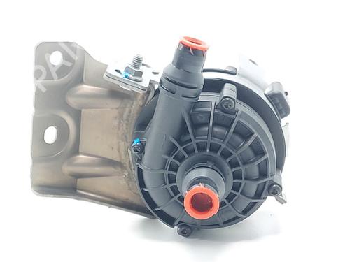 Used Auxiliary water pump BMW i4 (G26) eDrive35 (286 hp) 31970265