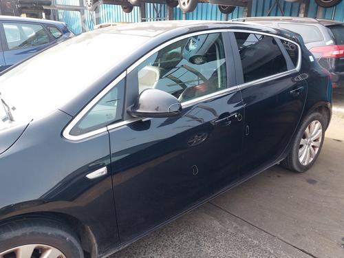 Used Left front door Left front door OPEL ASTRA J (P10) 1.6 (68) (115 hp) 33740959 33740959