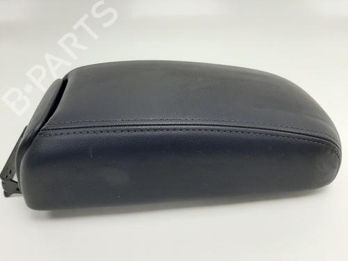 Used Armrest / Center console CITROËN C-CROSSER (VU_, VV_) 2.4 16V (170 hp) 19757682