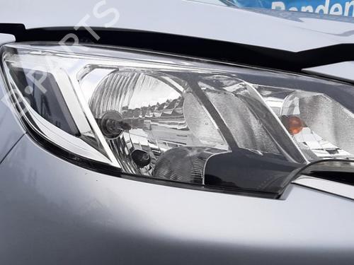 Used Right headlight MITSUBISHI MIRAGE / SPACE STAR VI Hatchback (A0_A) 1.2 (71 hp) 29639140