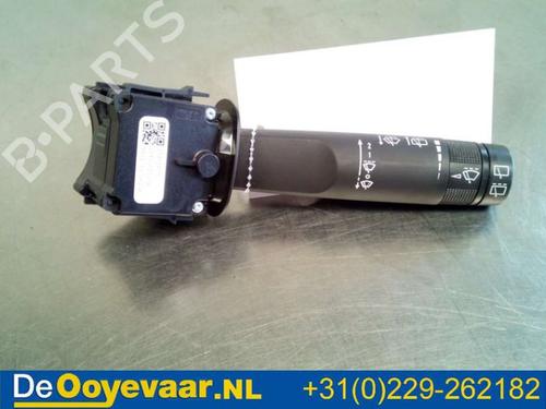 Used Steering column stalk CHEVROLET AVEO Hatchback (T300) 1.3 D (95 hp) 27724068