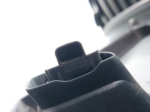 Glove box TESLA MODEL Y (5YJY) EV | BP35996857C95 - Image 3