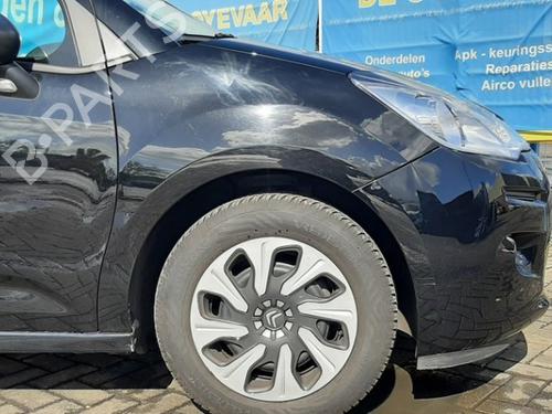 Used Right front fenders CITROËN C3 II (SC_) 1.0 VTi 68 (68 hp) 28977073