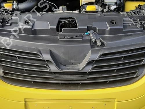 Used Grille RENAULT TRAFIC III Van (FG_) 1.6 dCi 125 (FGMH) (125 hp) 29868782