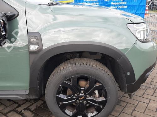 Used Right front fenders DACIA DUSTER (HM_) 1.0 LPG (HMMT) (101 hp) 29868820