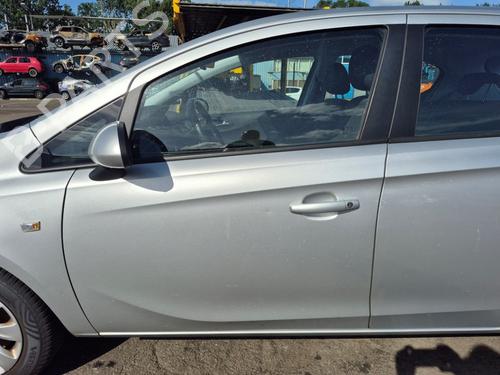 Used Left front door Left front door 39561988 39561988