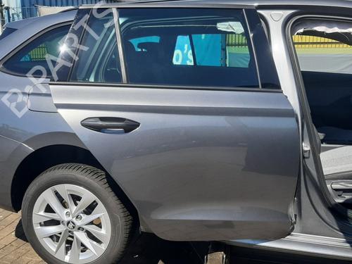 Used Right rear door Right rear door SKODA OCTAVIA IV Combi (NX5, PV5) 1.5 TSI (116 hp) 35997023 35997023