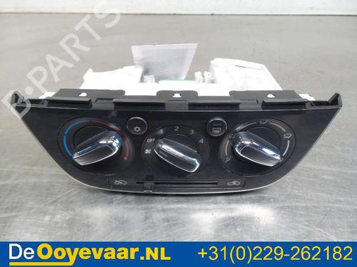 Used Climate control MITSUBISHI MIRAGE / SPACE STAR VI Hatchback (A0_A) 1.0 (A05A) (71 hp) 24408823