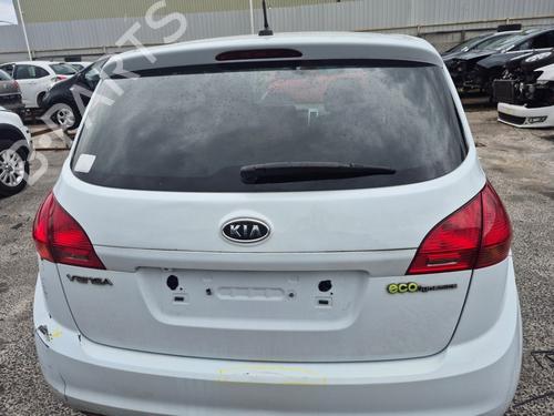 Porton trasero Porton trasero KIA VENGA (YN) 1.4 CVVT (90 hp) 35996949 35996949
