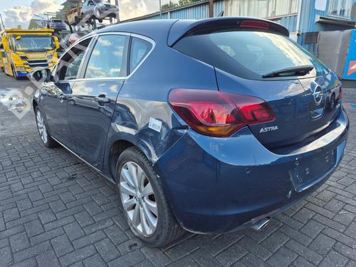 Used Left taillight OPEL ASTRA J (P10) 1.4 Turbo (68) (140 hp) 27550048