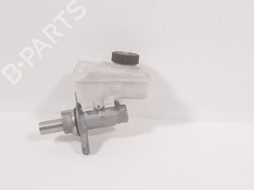 Used Brake master cylinder BMW X2 (F39) xDrive 20 d (190 hp) 19750889